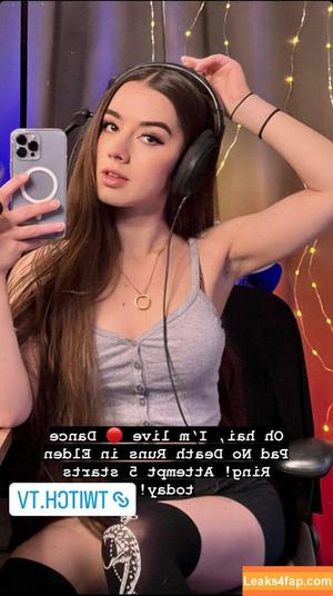 Miss Mikkaa photo #0123