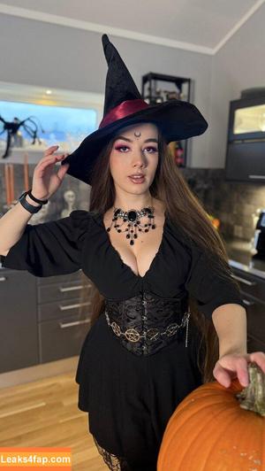 Miss Mikkaa photo #0683