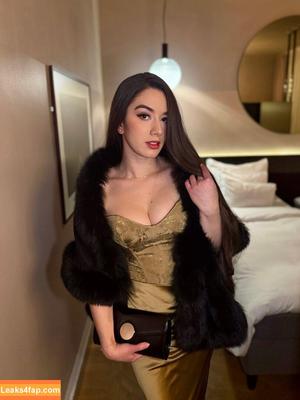 Miss Mikkaa photo #0708