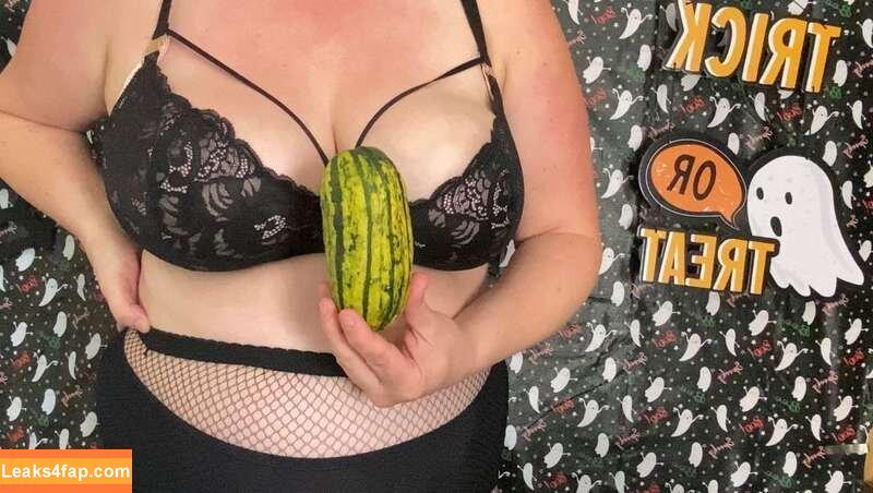 Miss Milk Drop / https: / themilkdrop_ leaked photo photo #0009