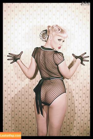 Miss Mosh photo #0161