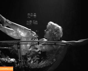 Miss Mosh photo #0181