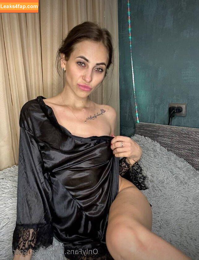 miss_scarlet / miss_scarlet978 leaked photo photo #0021