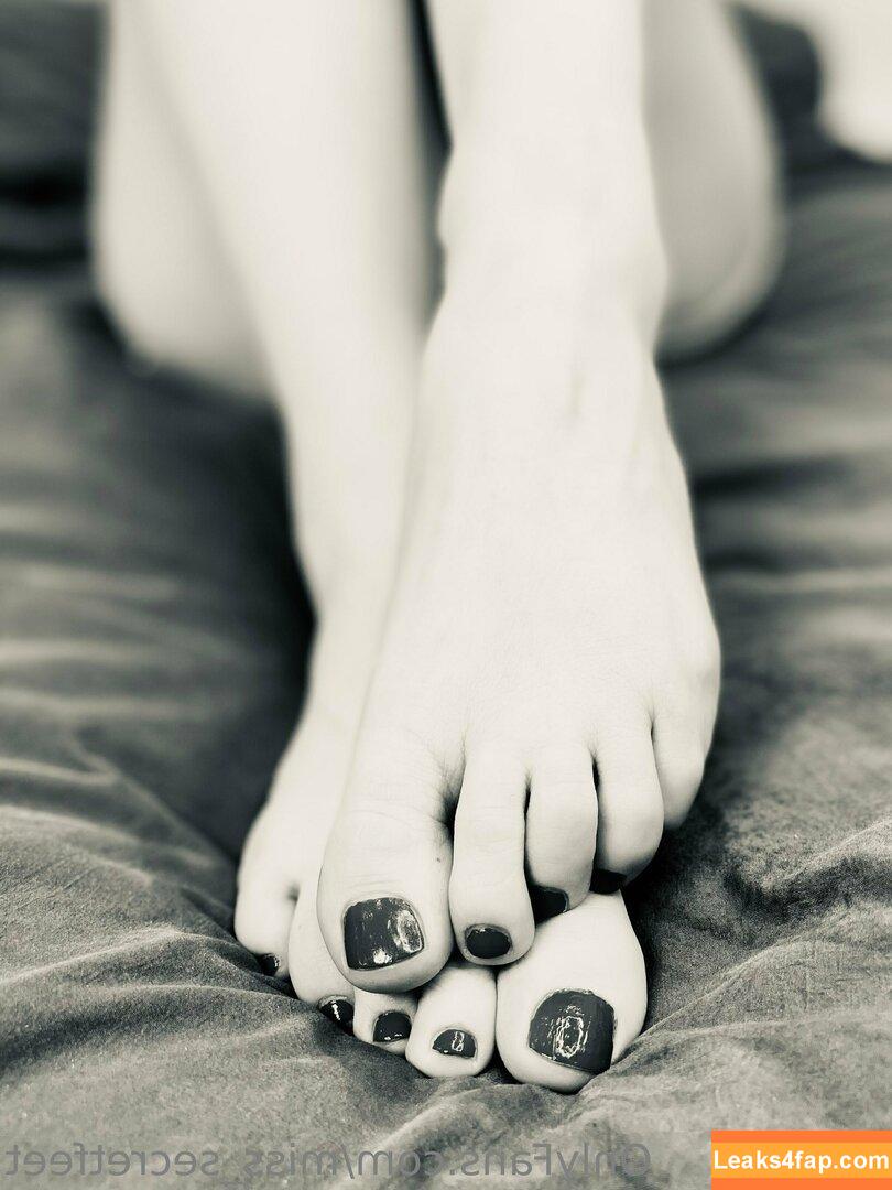 miss_secretfeet / miss_secret_91 leaked photo photo #0019