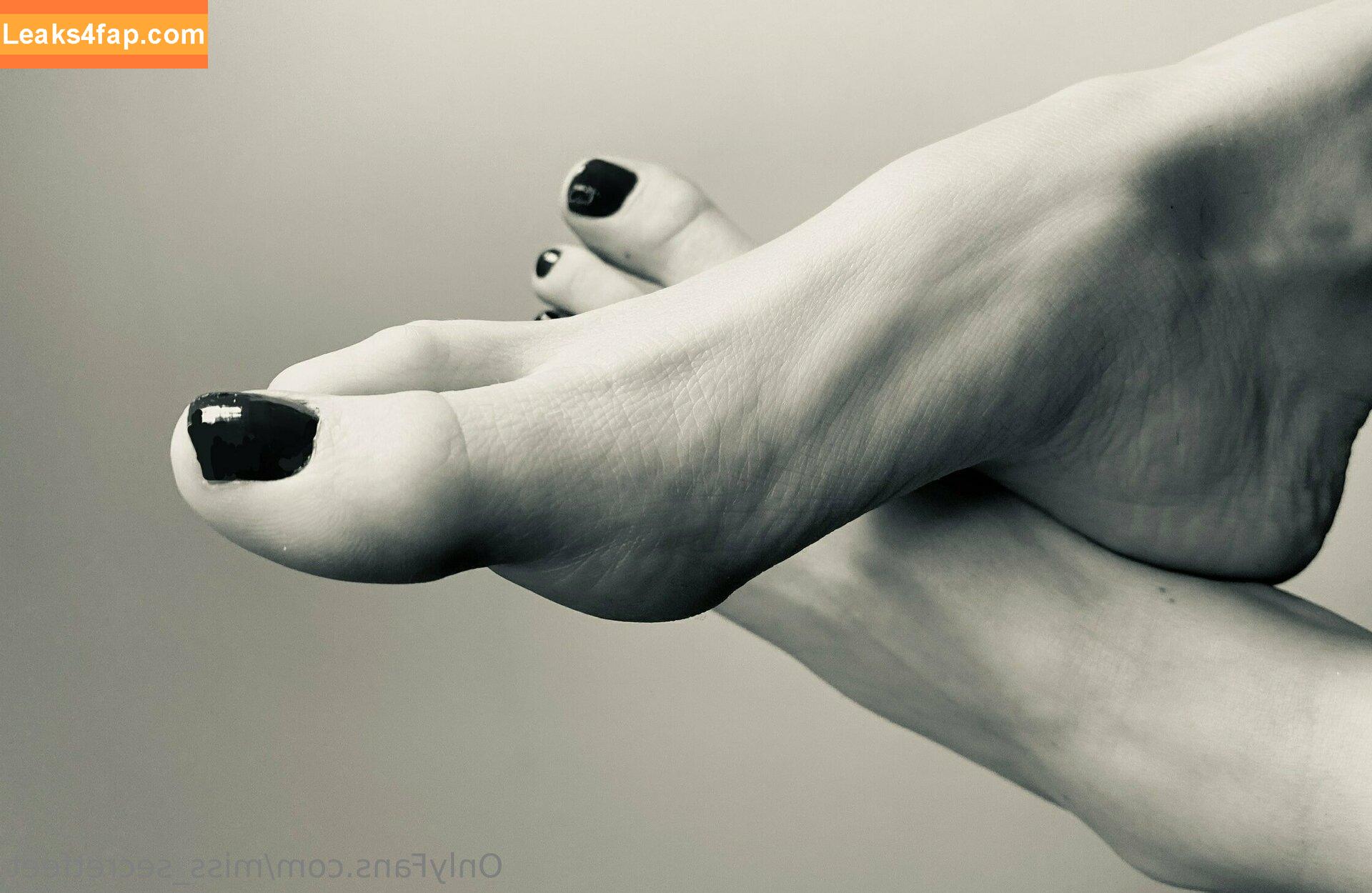 miss_secretfeet / miss_secret_91 leaked photo photo #0023