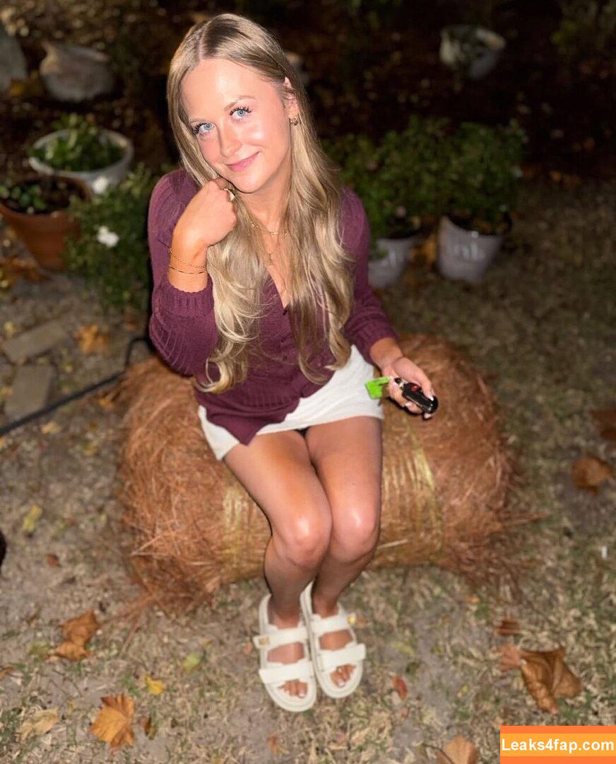 Miss_snowwolf_jku / _snowwolf_jku / hoo_hoo / snowwolf_jku leaked photo photo #0019