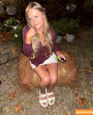 Miss_snowwolf_jku photo #0019