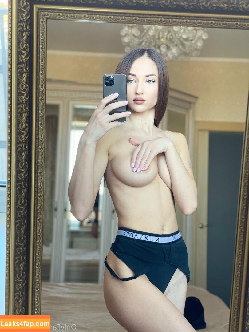 Miss Vavilova / miss_vavilova / vikivavi leaked photo photo #0003