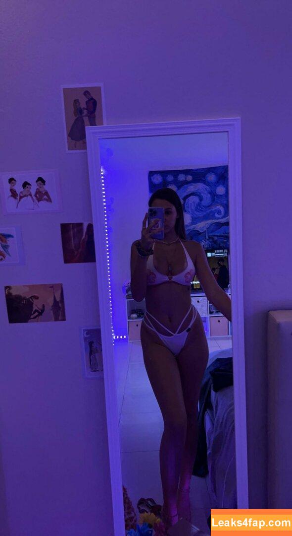 Miss.x.bee / miss.xbee / misssxbee leaked photo photo #0087