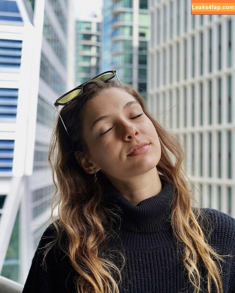 Miss.x.bee / miss.xbee / misssxbee leaked photo photo #0097