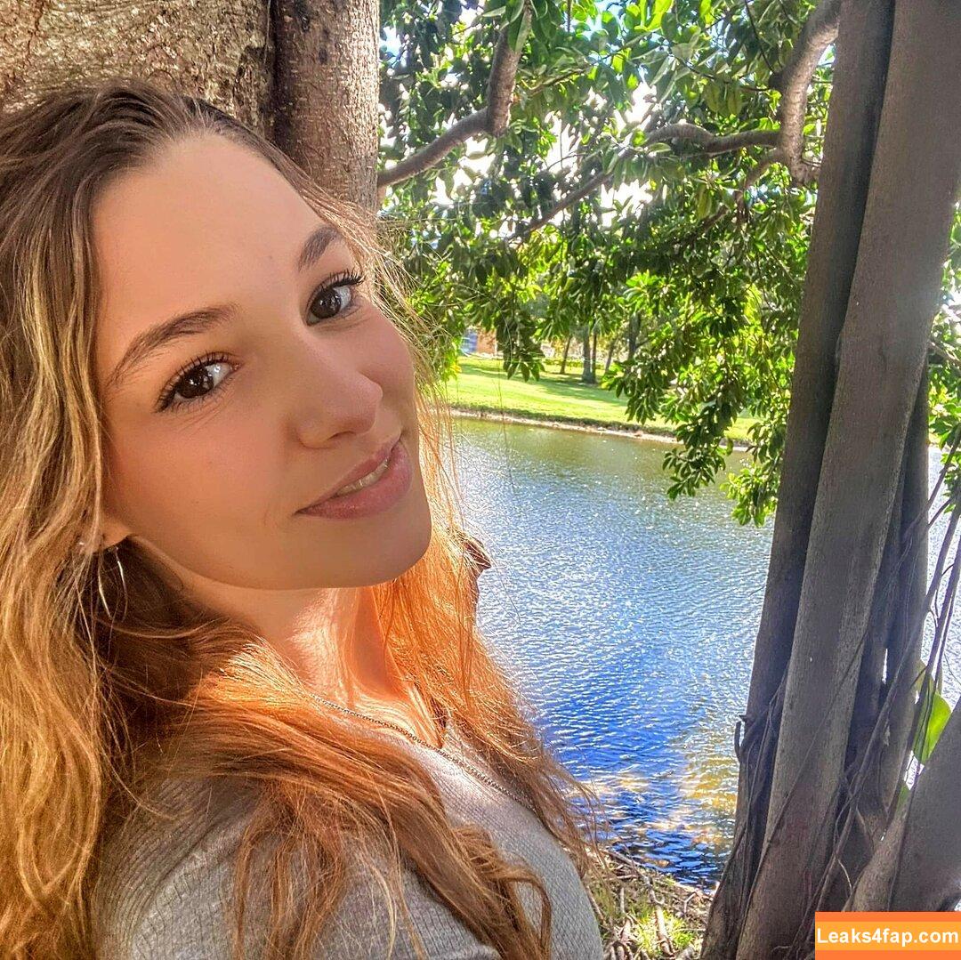 Miss.x.bee / miss.xbee / misssxbee leaked photo photo #0249