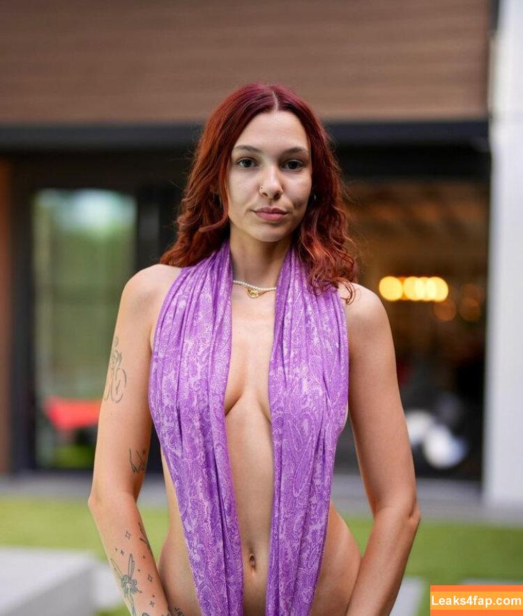 Miss.x.bee / miss.xbee / misssxbee leaked photo photo #0504