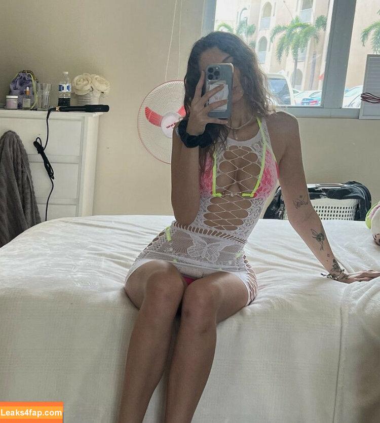 miss.xbee / miss.x.bee leaked photo photo #0040