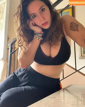 MissAcidDoll photo #0001