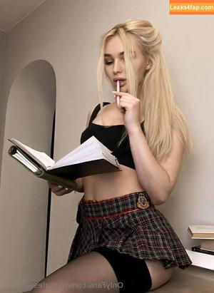 missalessandrax photo #0033