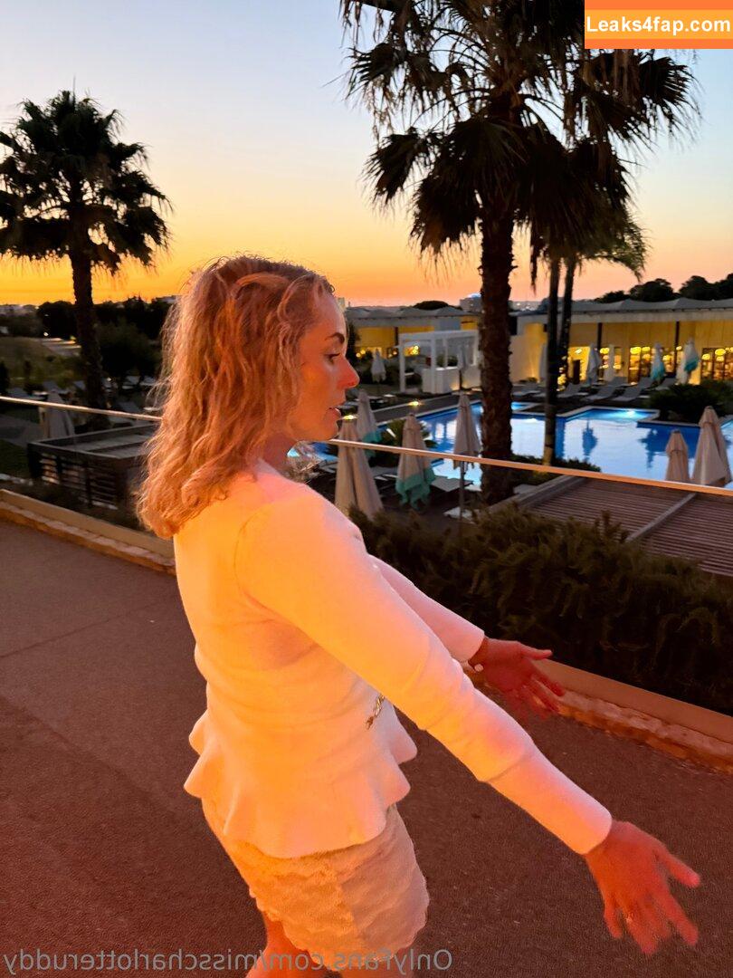 Misscharlotteruddy / miss_charlotte_ruddy leaked photo photo #0014