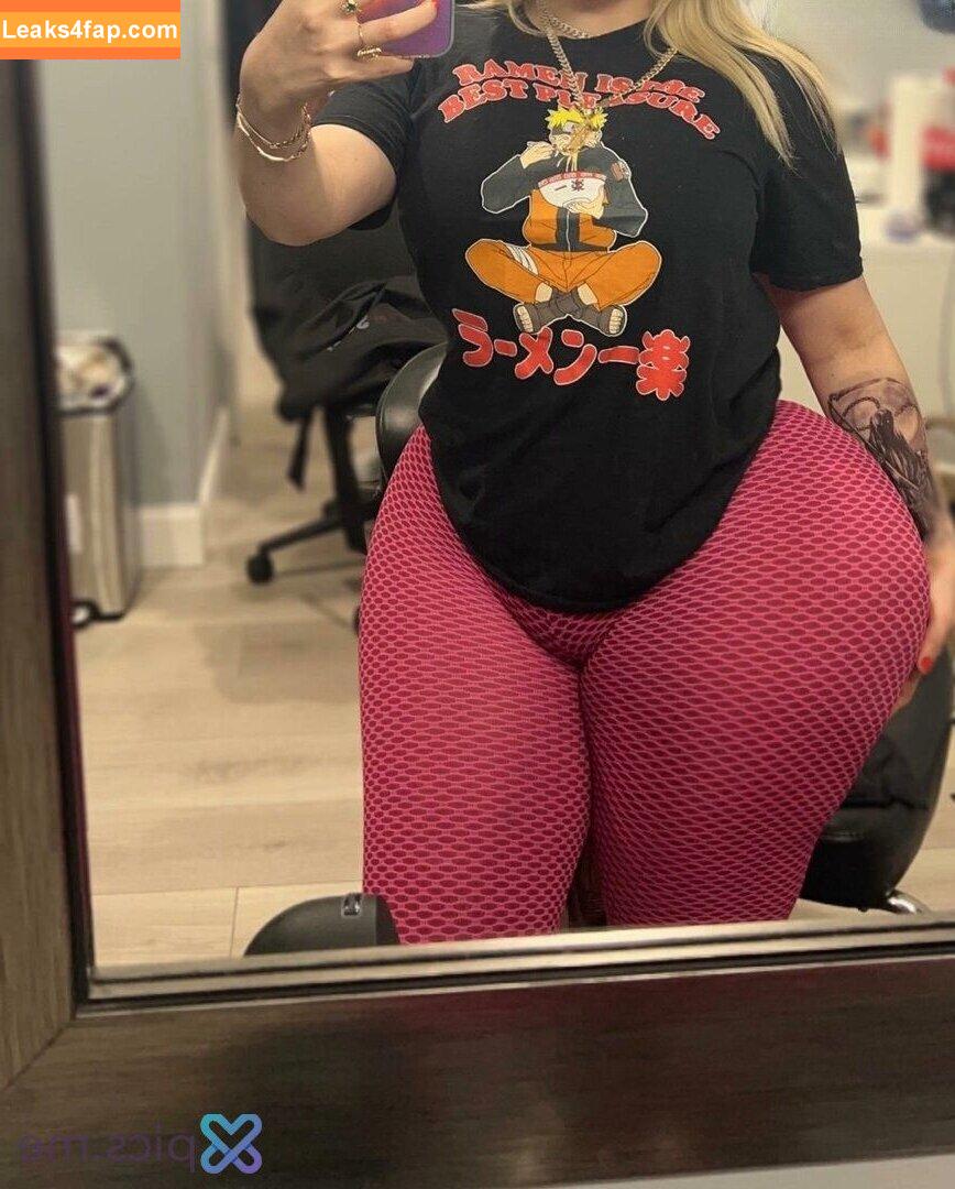 misscurvydoll leaked photo photo #0010