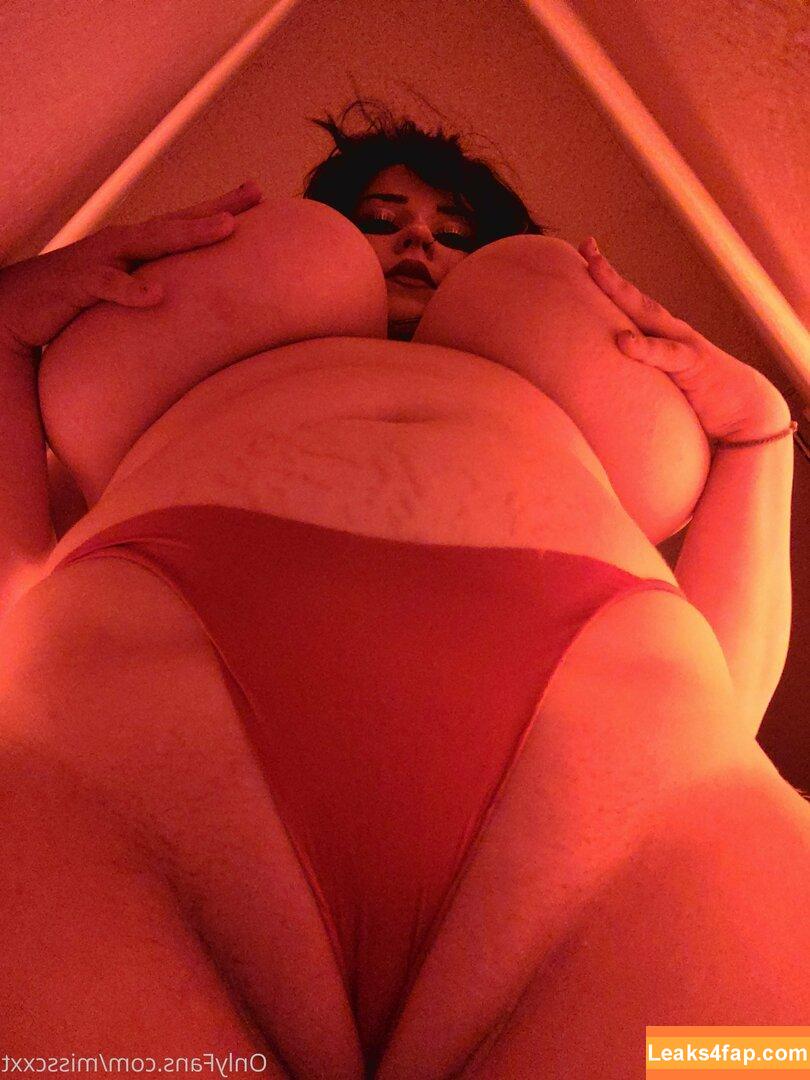 misscxxt / HazelAdams / awwbuts leaked photo photo #0117