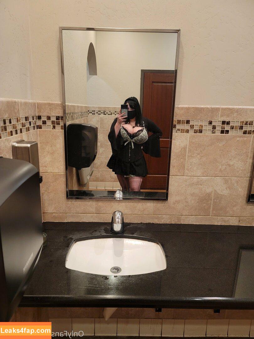 misscxxt / HazelAdams / awwbuts leaked photo photo #0133