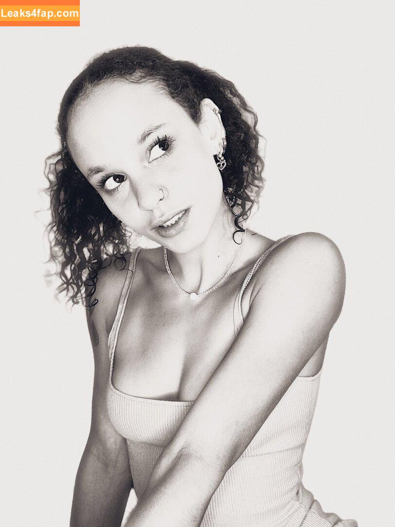 MissFairy / Mayliene leaked photo photo #0015