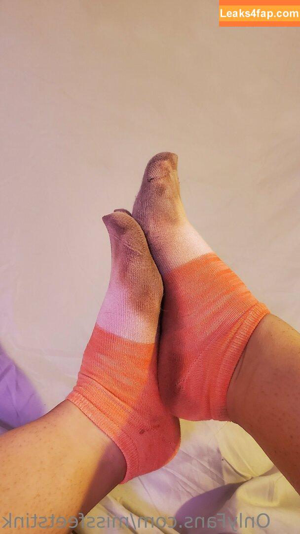 missfeetstink / missthoastink92 leaked photo photo #0015