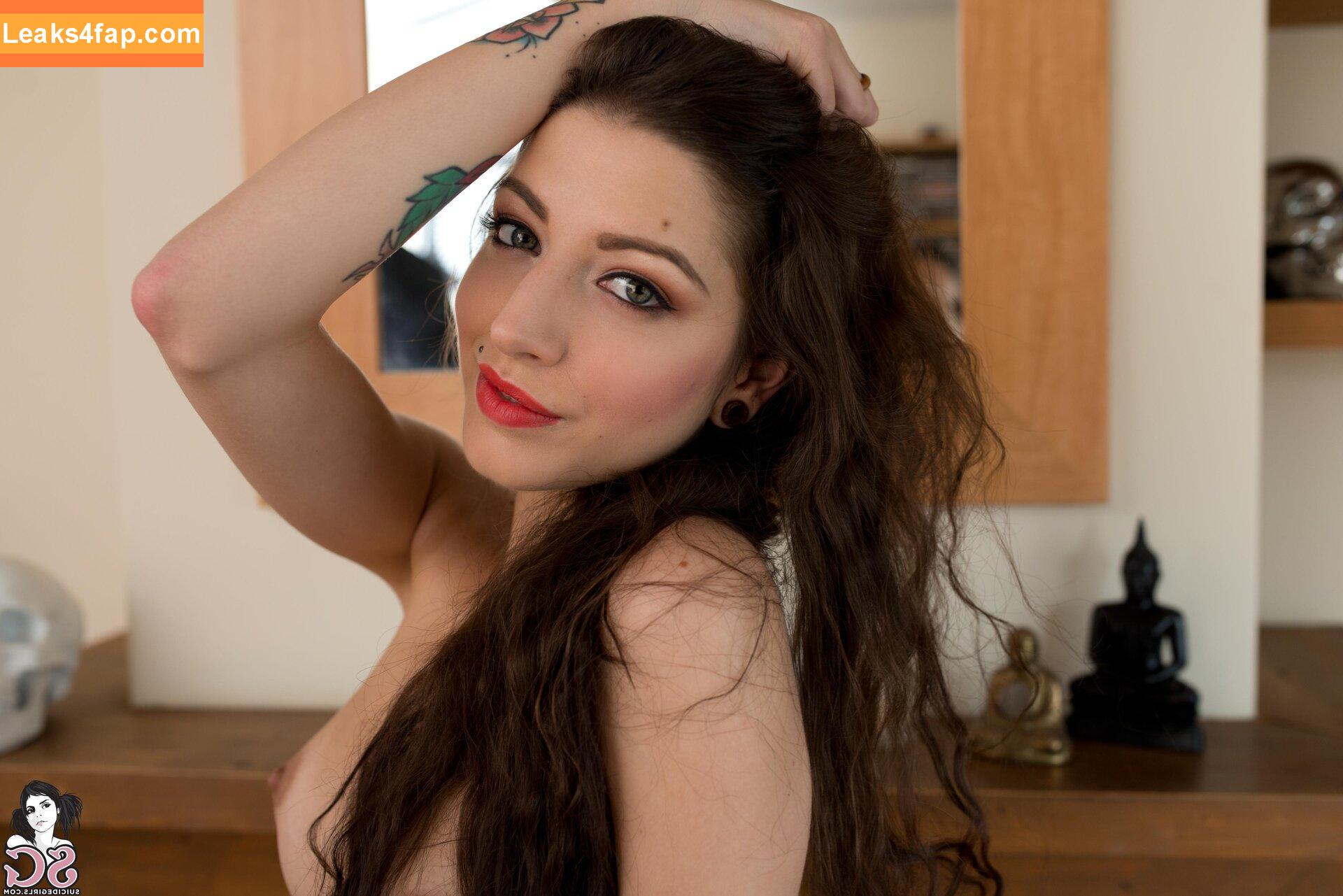 MissFernandez / missfernandez__ leaked photo photo #0244