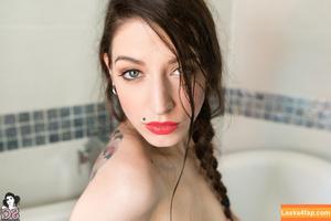 MissFernandez photo #0323