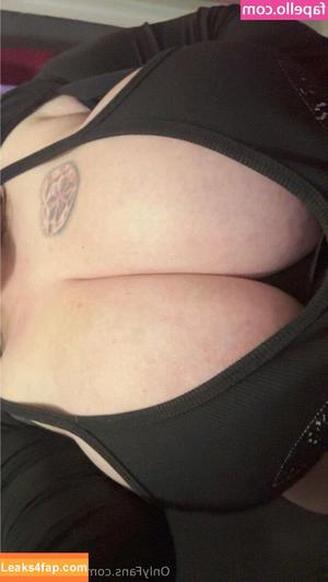 Missgothiccc photo #0002