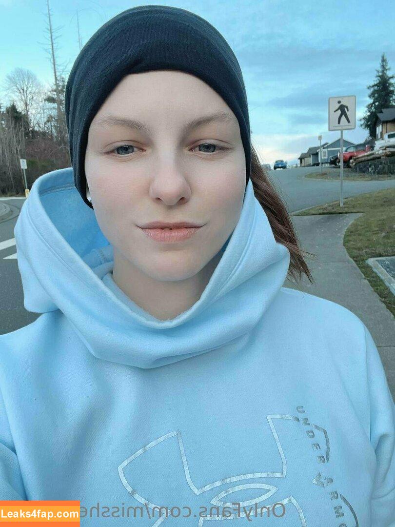 misshelenalue / heli_lue leaked photo photo #0033