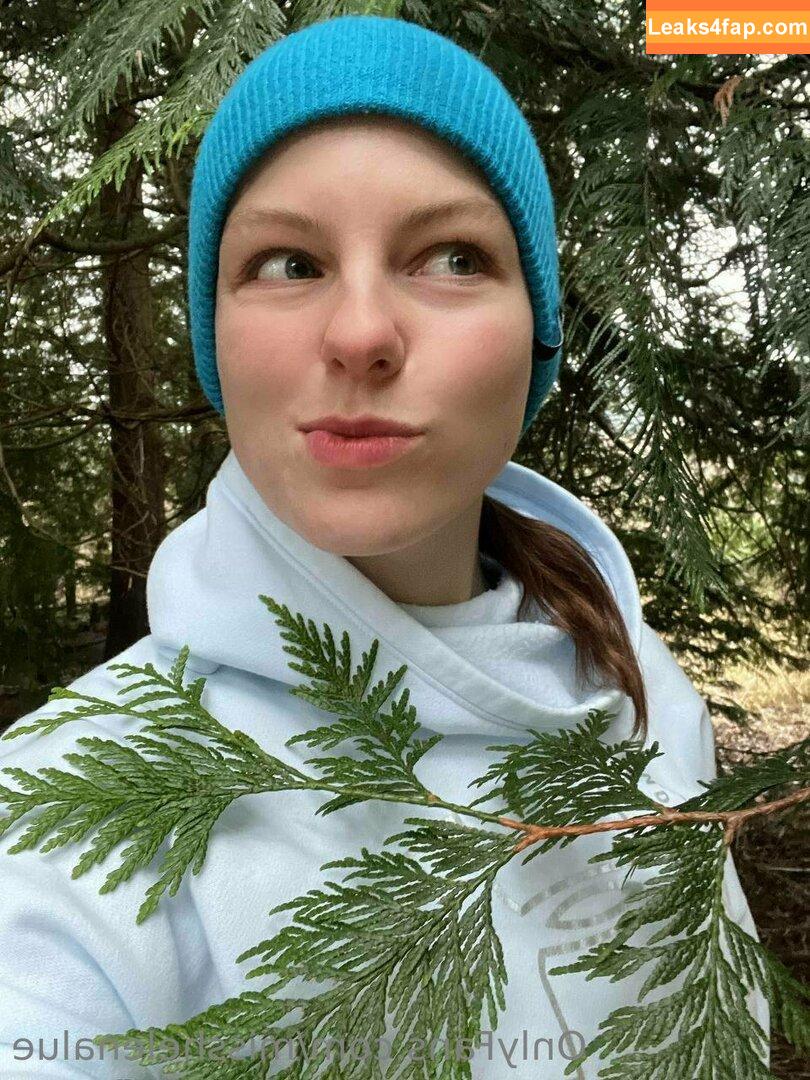 misshelenalue / heli_lue leaked photo photo #0042