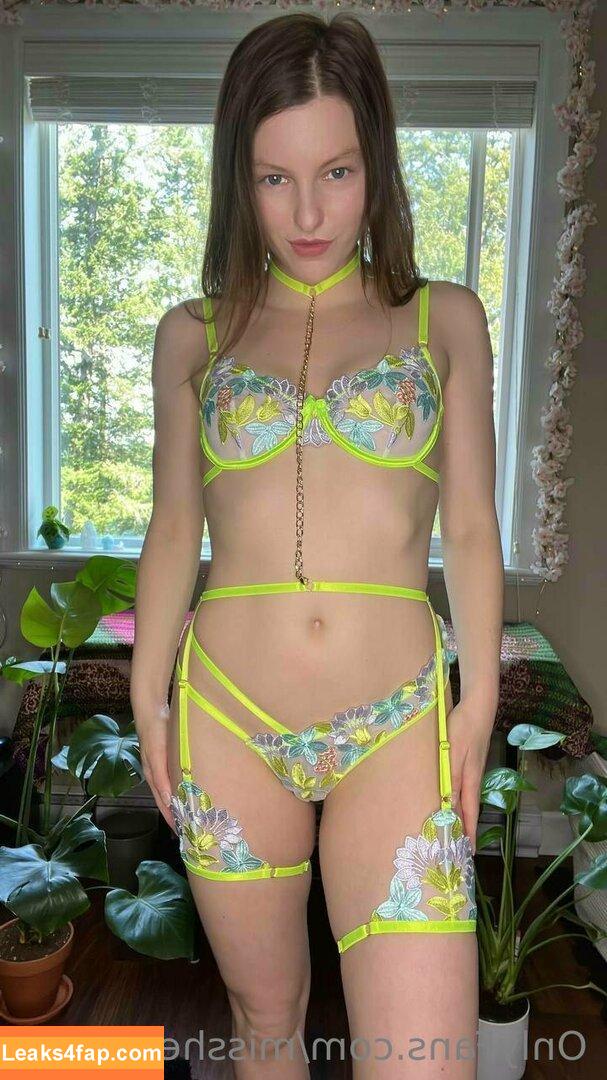 misshelenalue / heli_lue leaked photo photo #0206