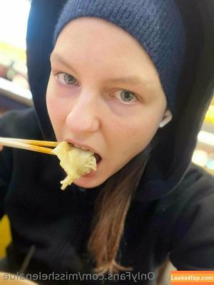 misshelenalue photo #0076