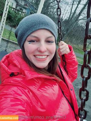 misshelenalue photo #0081