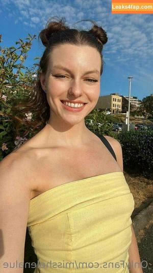 misshelenalue photo #0247