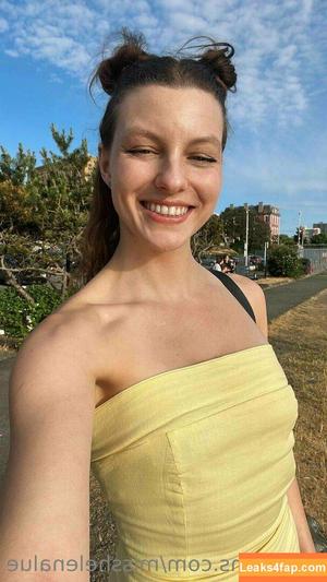 misshelenalue photo #0253