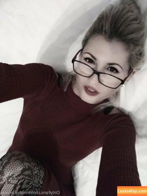 misshotcroatia photo #0002