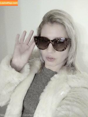 misshotcroatia photo #0003