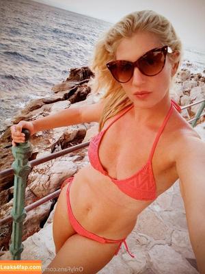 misshotcroatia photo #0057