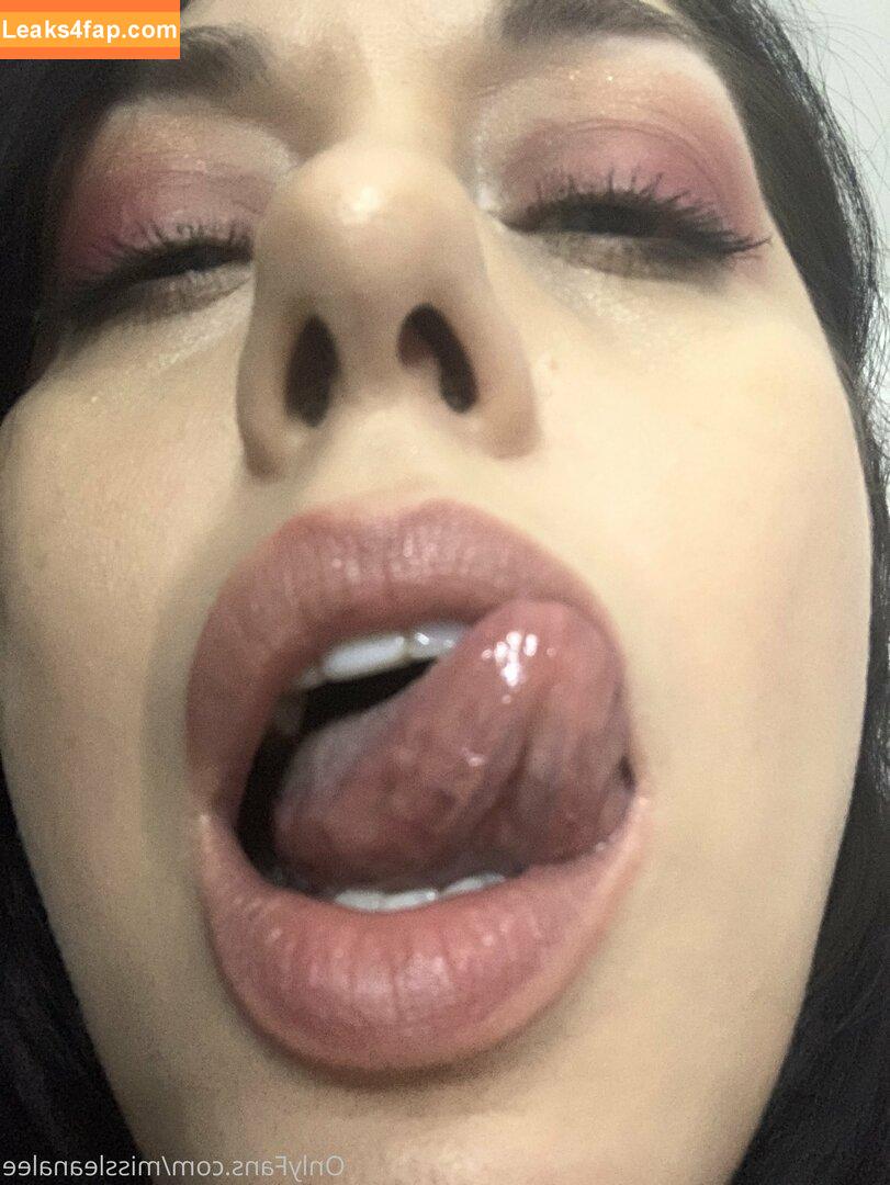 missleanalee / miss_leana_lee leaked photo photo #0012