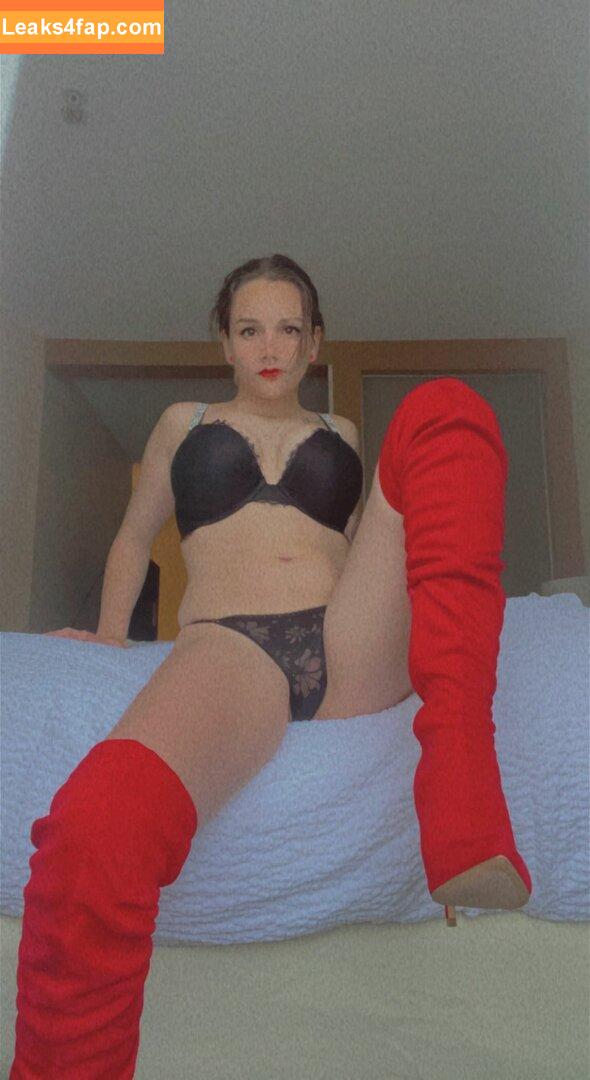 MissLennaSkye / dominatrixlenna leaked photo photo #0020