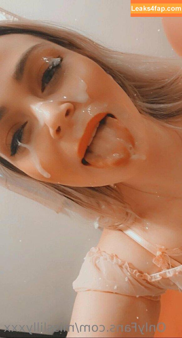 misslillyxxx / themisslillyy leaked photo photo #0198