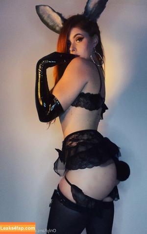 misslovelock photo #0120