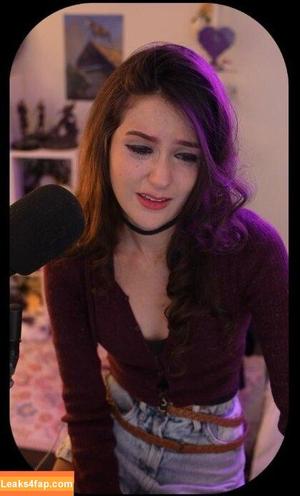 missluality photo #0052