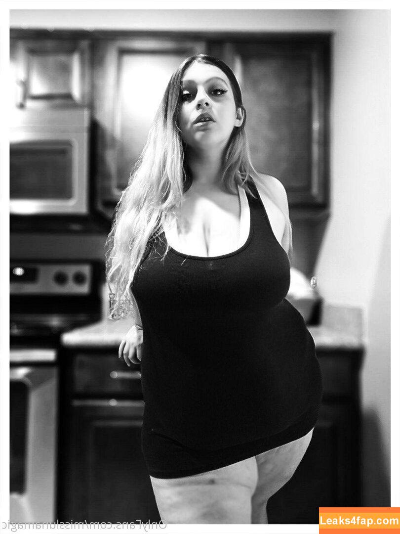 misslunamagic / miss_lunamagic leaked photo photo #0098