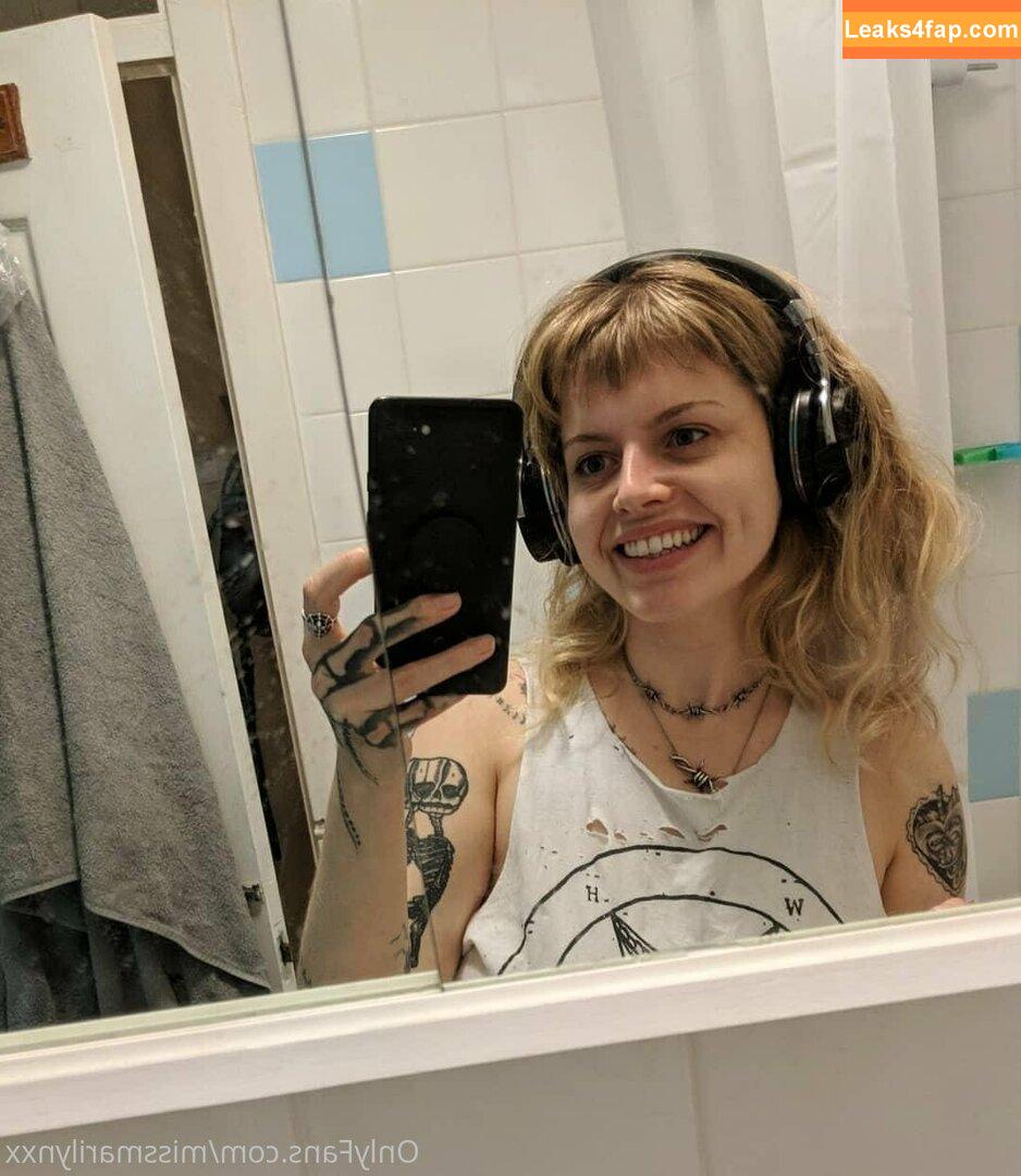 missmarilynxx / margotthr0bbie leaked photo photo #0038