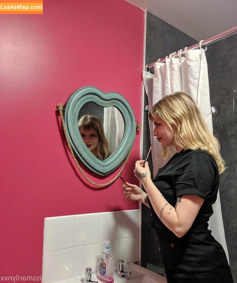 missmarilynxx / margotthr0bbie leaked photo photo #0057