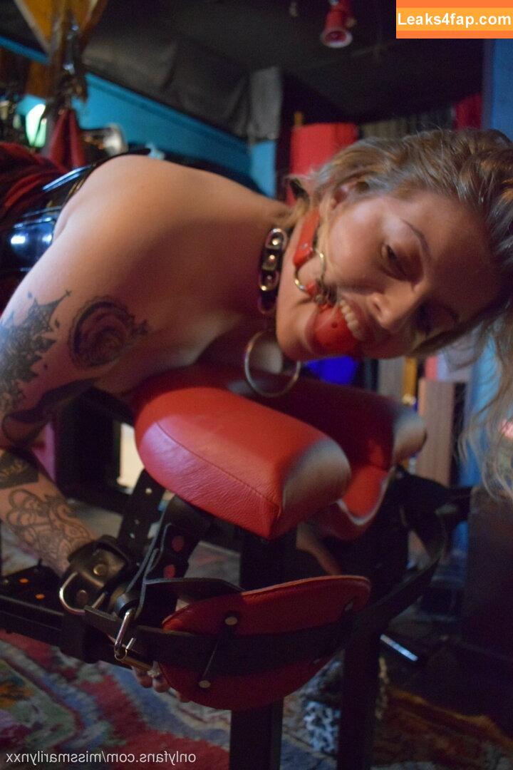 missmarilynxx / margotthr0bbie leaked photo photo #0209