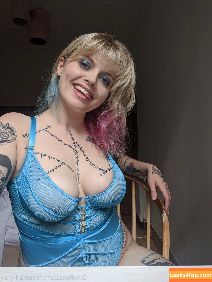 missmarilynxx / margotthr0bbie leaked photo photo #0442