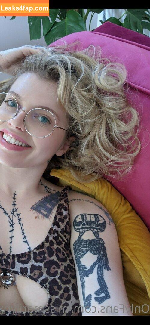 missmarilynxx / margotthr0bbie leaked photo photo #0529