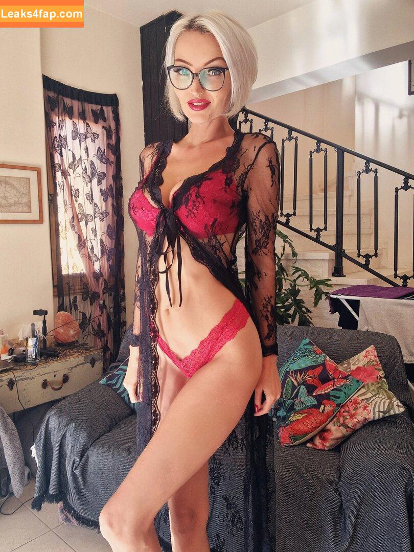 MissMialicious /  leaked photo photo #0016